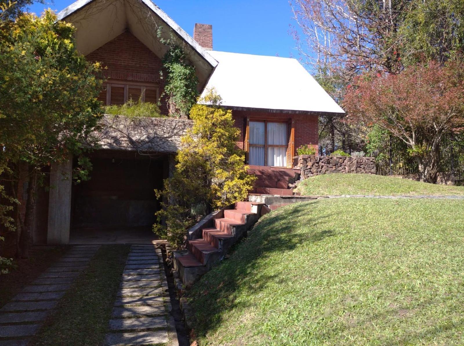 La Casona Del Lago Balneario Ipora Bagian luar foto